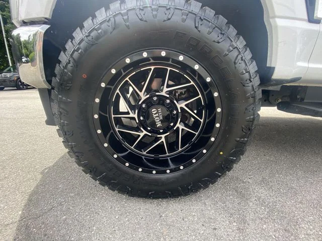 Used 2025 White Ford XLT image 10