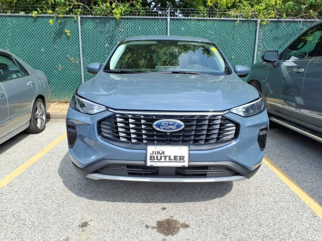Used 2024 Blue Ford Active image 3