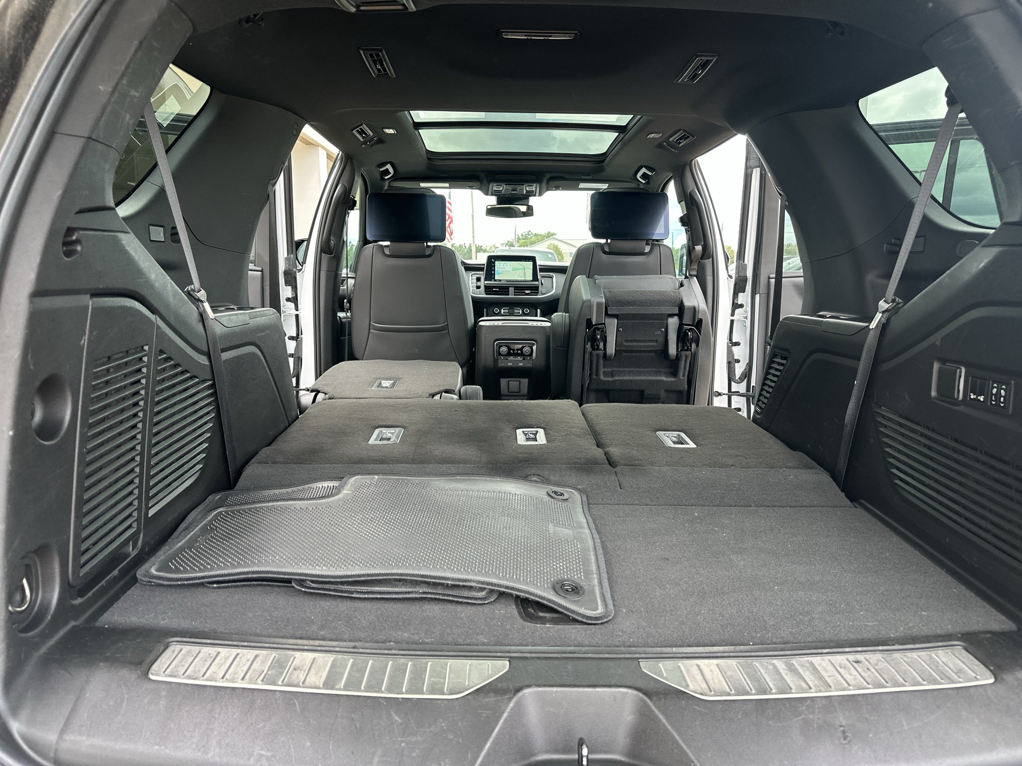 Used 2023 Summit White Chevrolet RST image 38