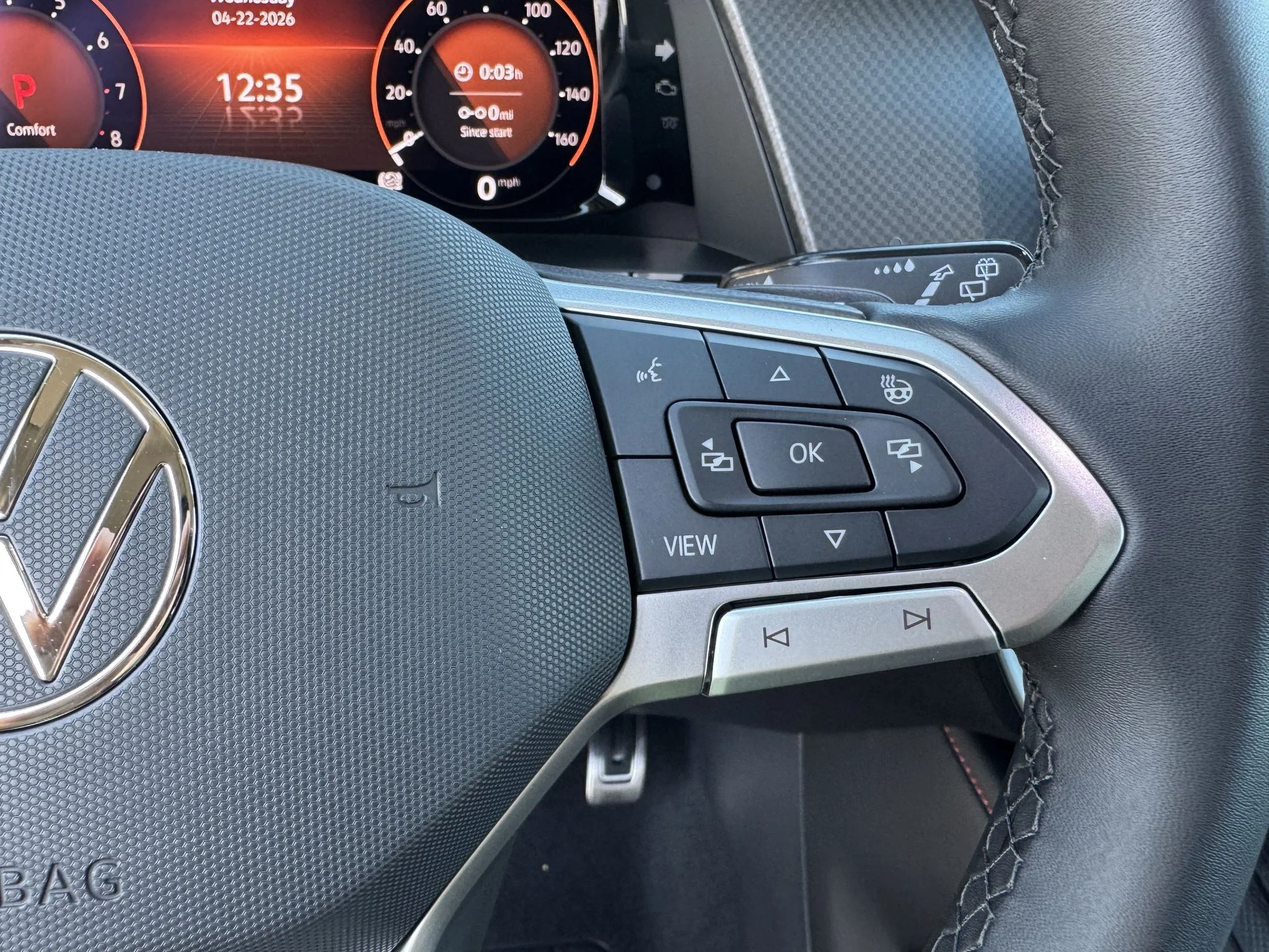 New 2026 Deep Black Pearl Volkswagen 2.0T Peak Edition image 19