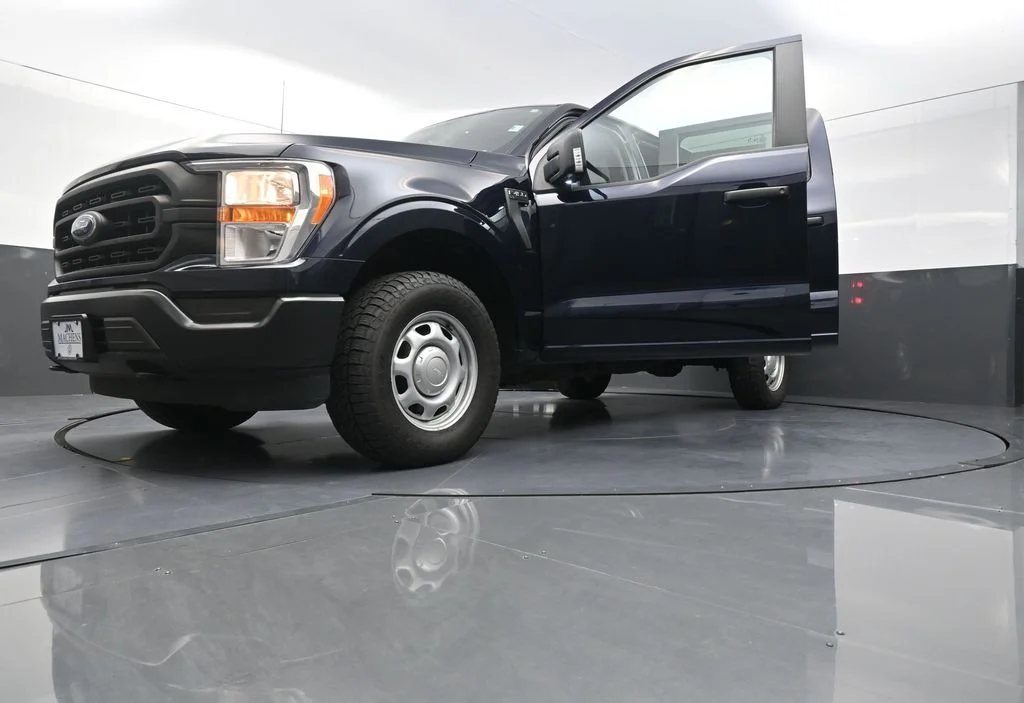 Used 2021 Blue Ford XL image 31