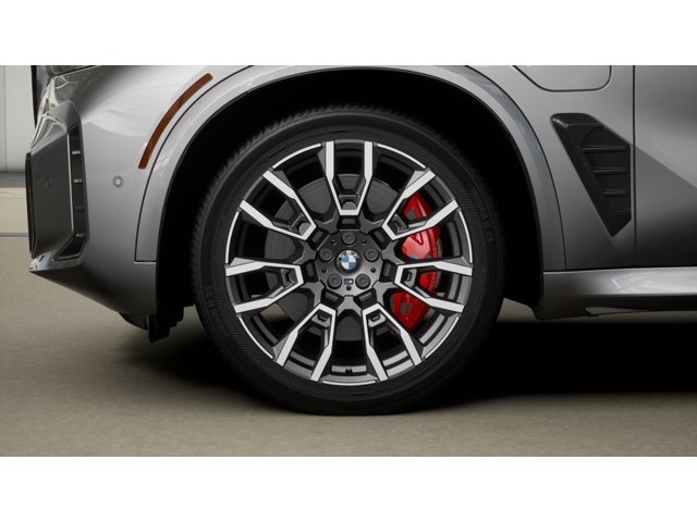 New 2026 Skyscraper Grey Metallic BMW xDrive50e image 7
