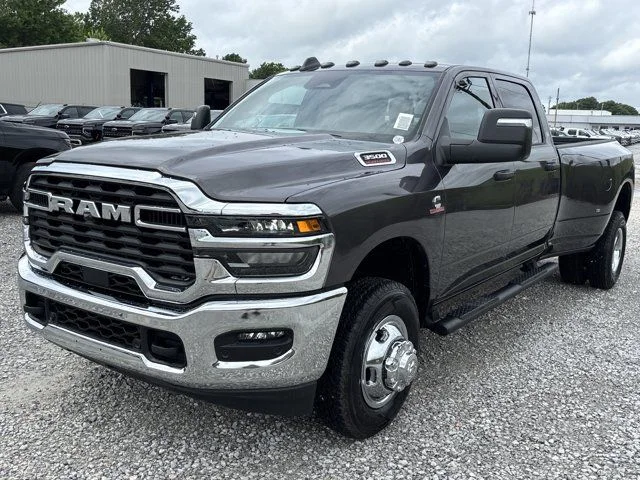 2026 RAM 3500 Tradesman - Photo 10