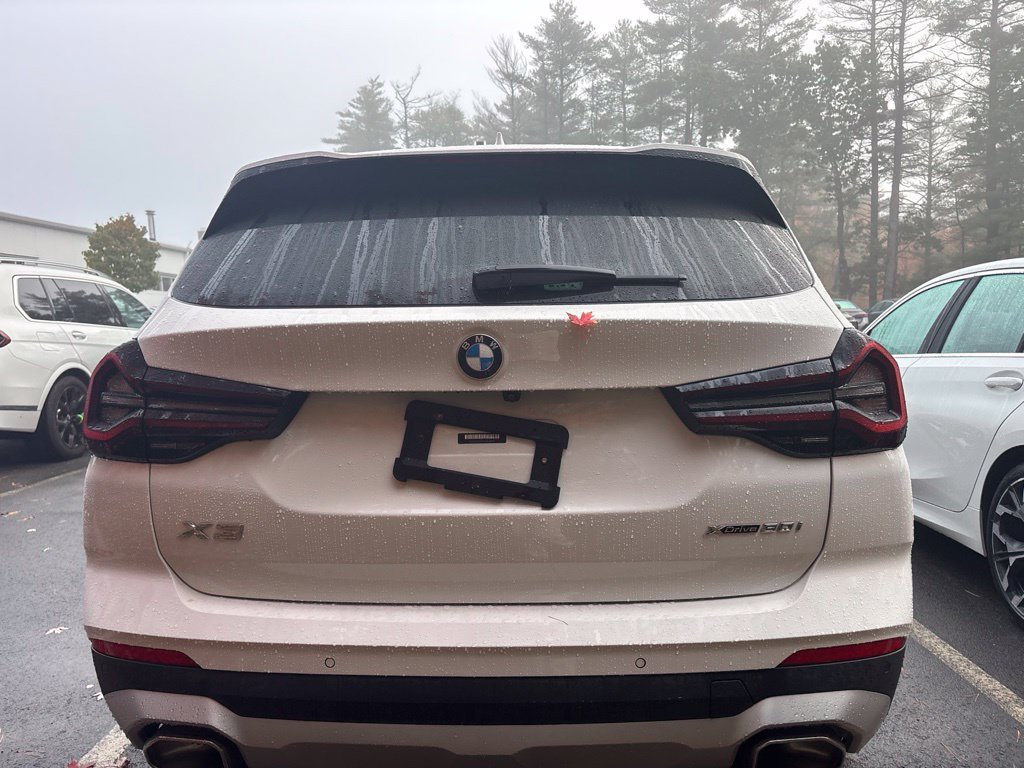 Used 2023 Alpine White BMW xDrive30i image 5