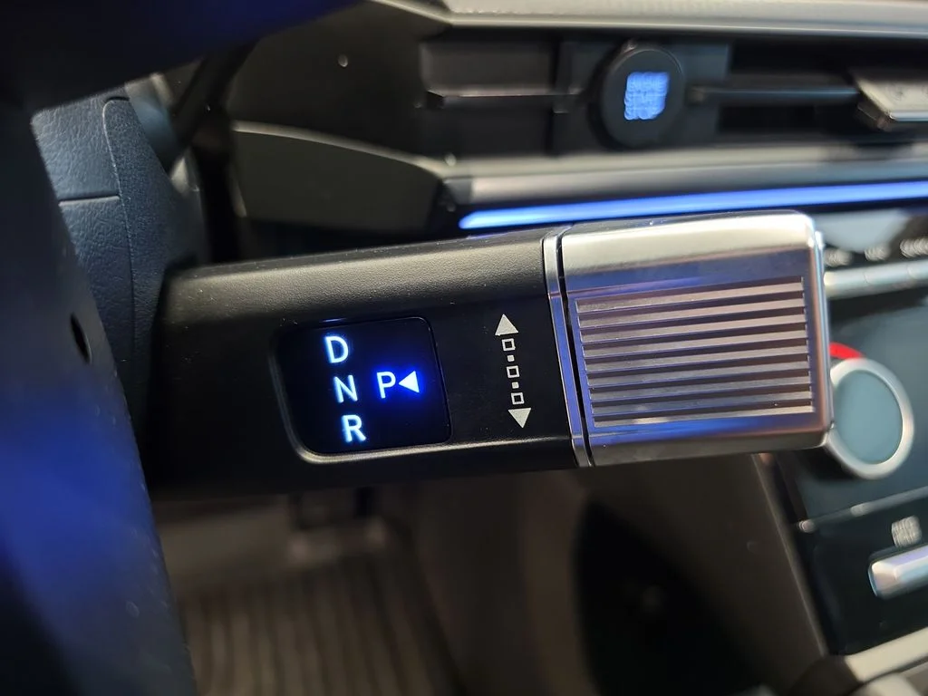 Used 2025 Black Hyundai Calligraphy image 32