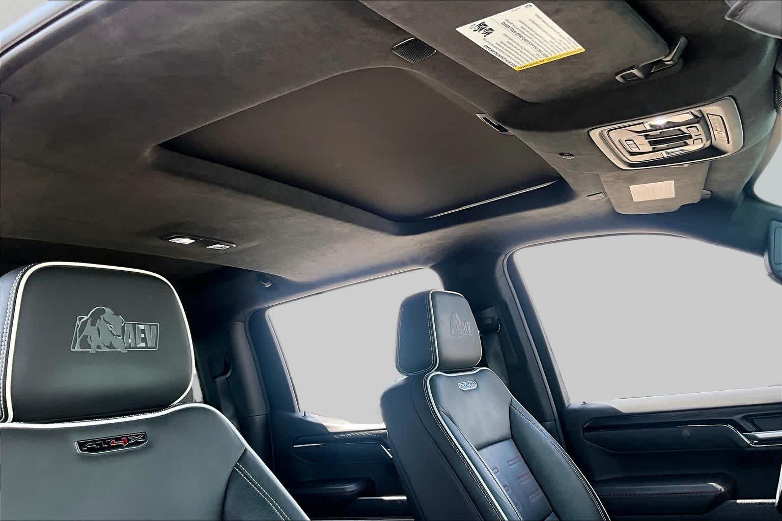 Used 2024 Summit White GMC AT4X image 27