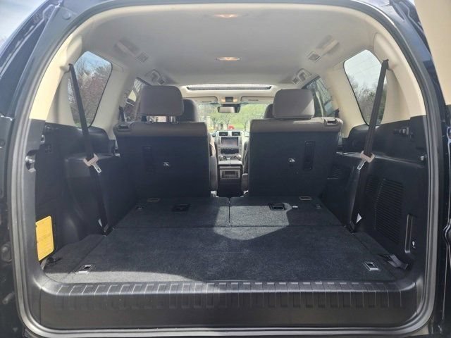 Used 2021 Nightfall Mica Lexus 460 image 25