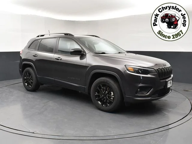 2023 Jeep Cherokee Altitude Lux 4X4's photo