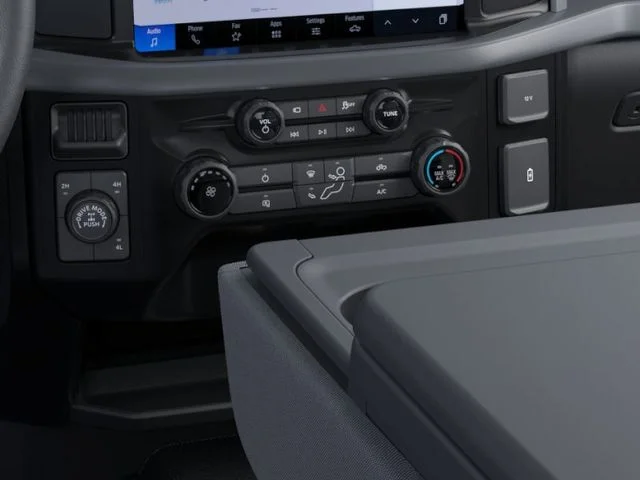 New 2026 Avalanche Ford XLT image 15