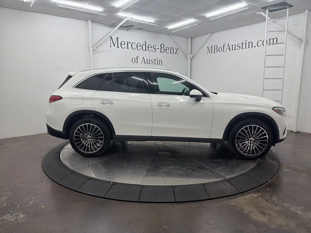 Used 2026 White Mercedes-Benz GLC 300 image 8
