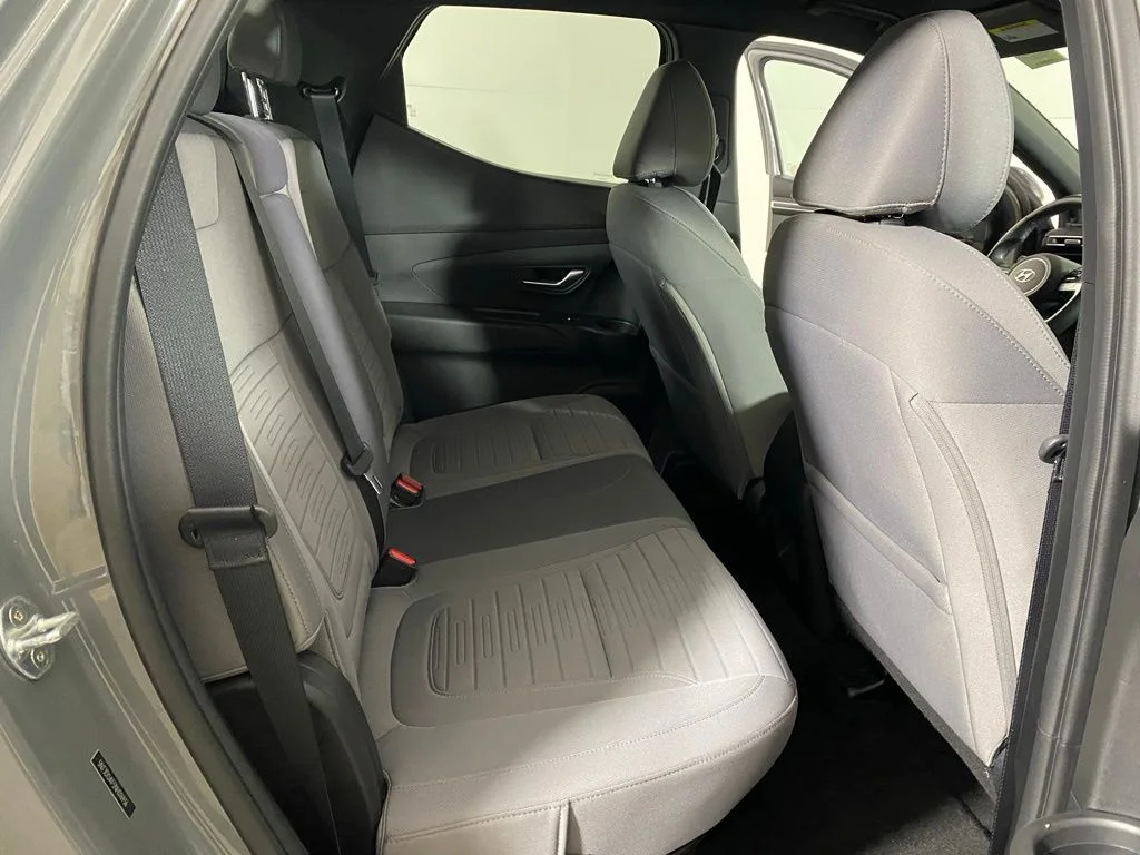 Used 2022 Gray Hyundai SEL Premium image 27