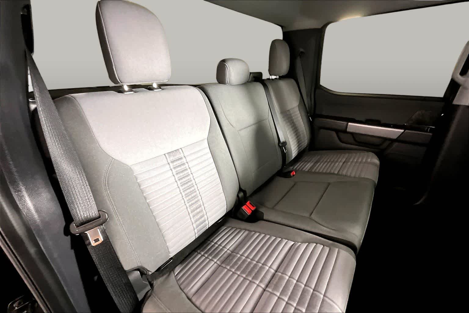 Used 2023 Area 51/Agate Black Ford XLT image 20