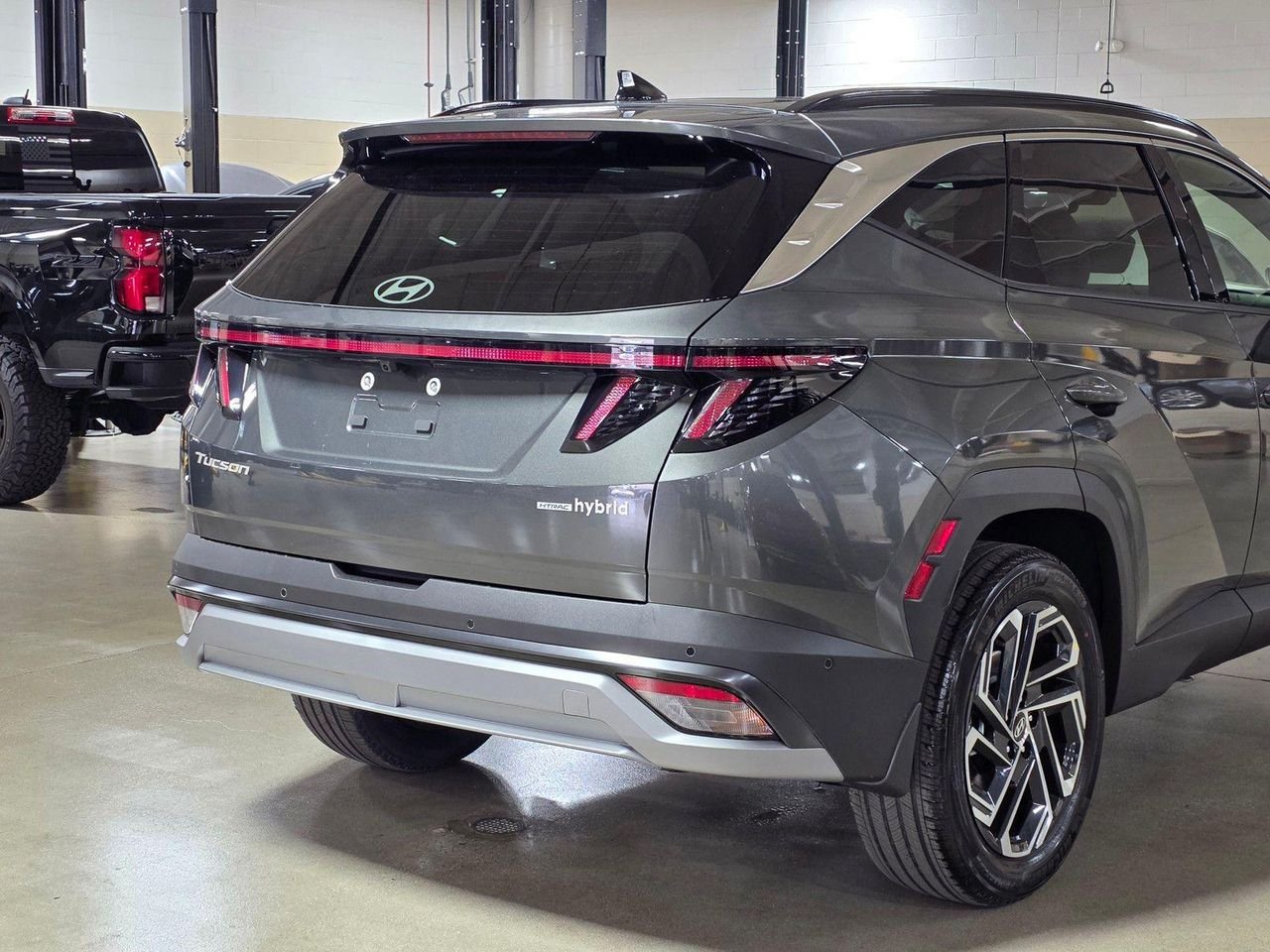 New 2026 Amazon Gray Hyundai Limited image 11