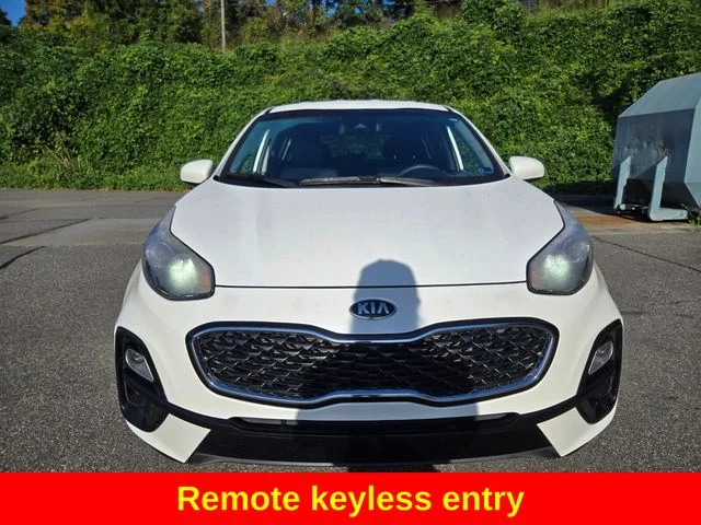Used 2022 White Kia LX image 2