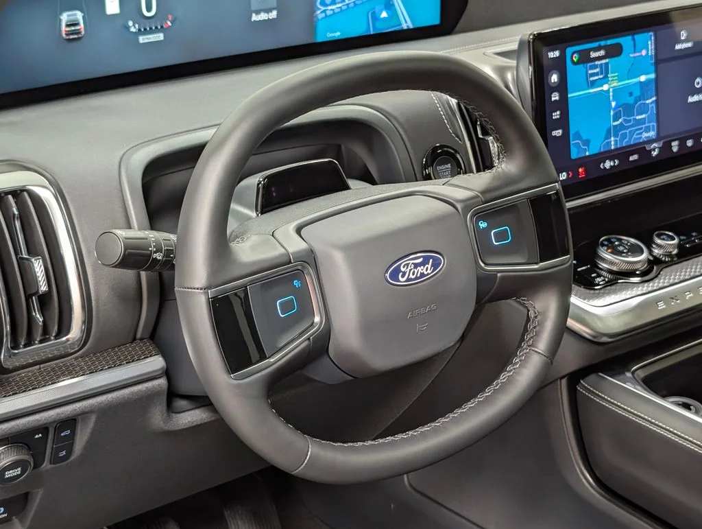 New 2027 Agate Black Metallic Ford Platinum image 10