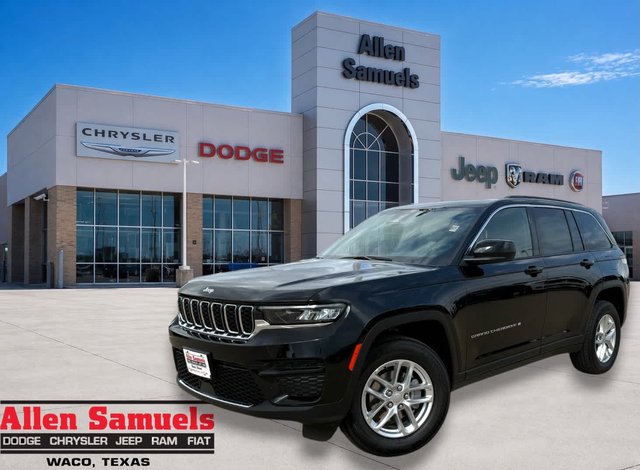 New 2026 Jeep Grand Cherokee Laredo 4x4 Sport Utility