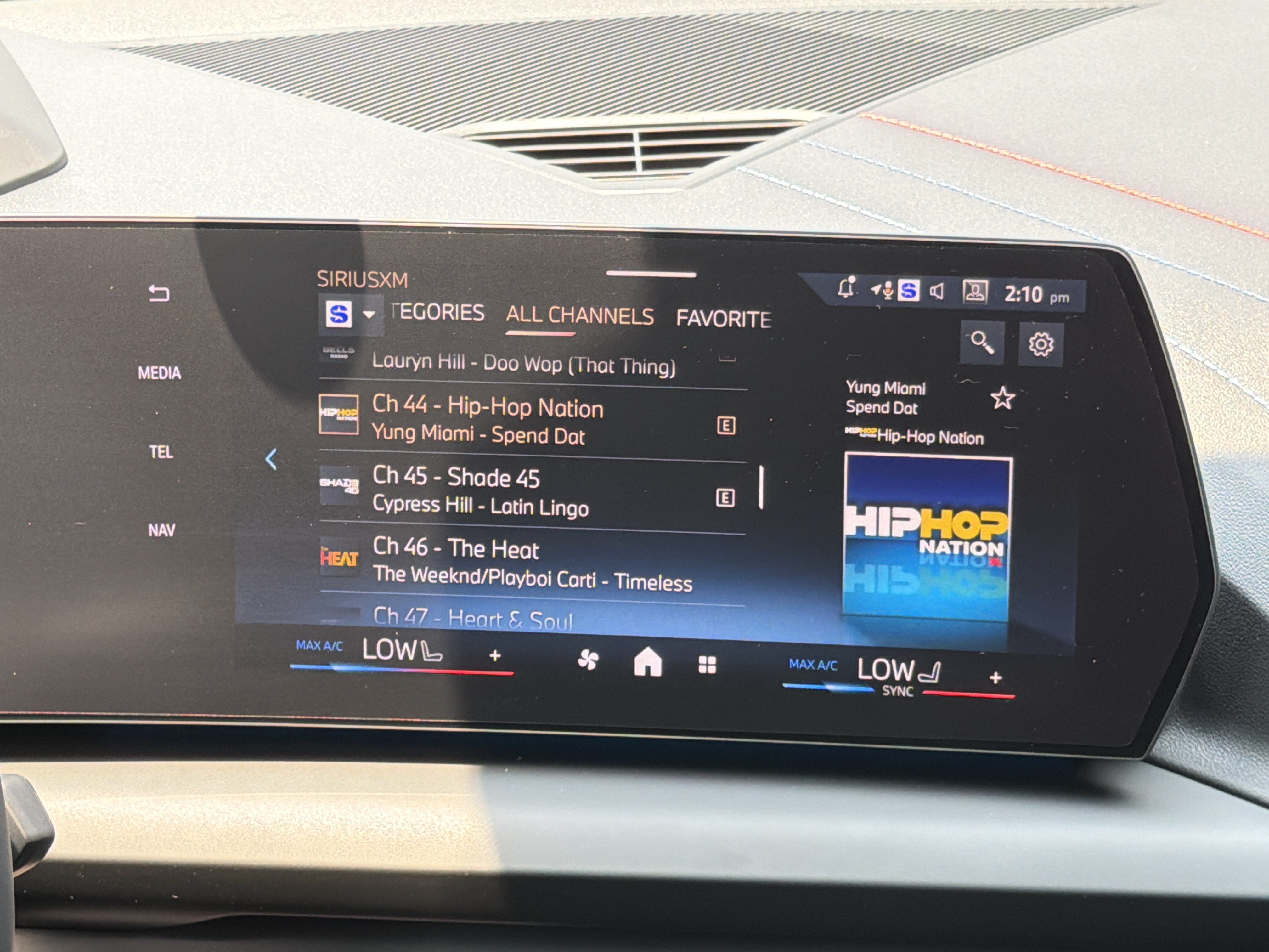 New 2026 Black Sapphire Metallic BMW 228 image 4
