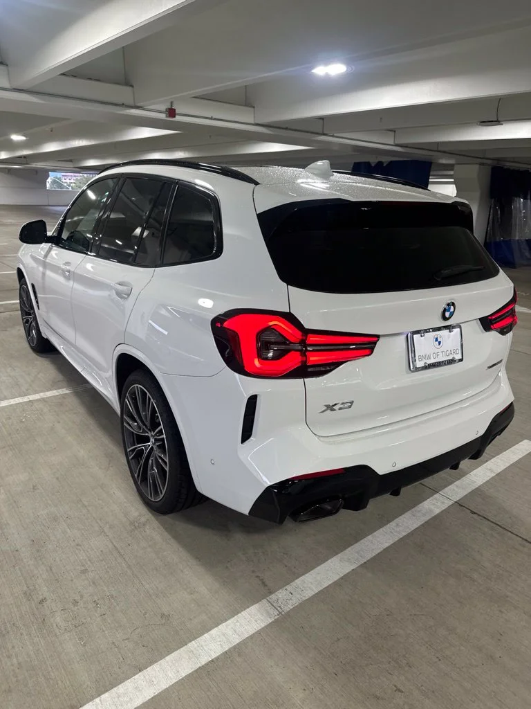 Used 2024 Alpine White BMW xDrive30i image 4