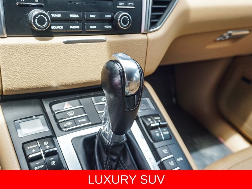 Used 2018 Black Porsche Base image 22