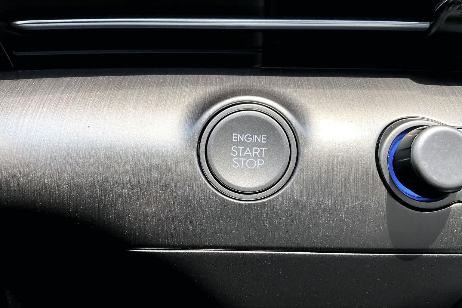 2026 Hyundai Kona SE - Photo 47