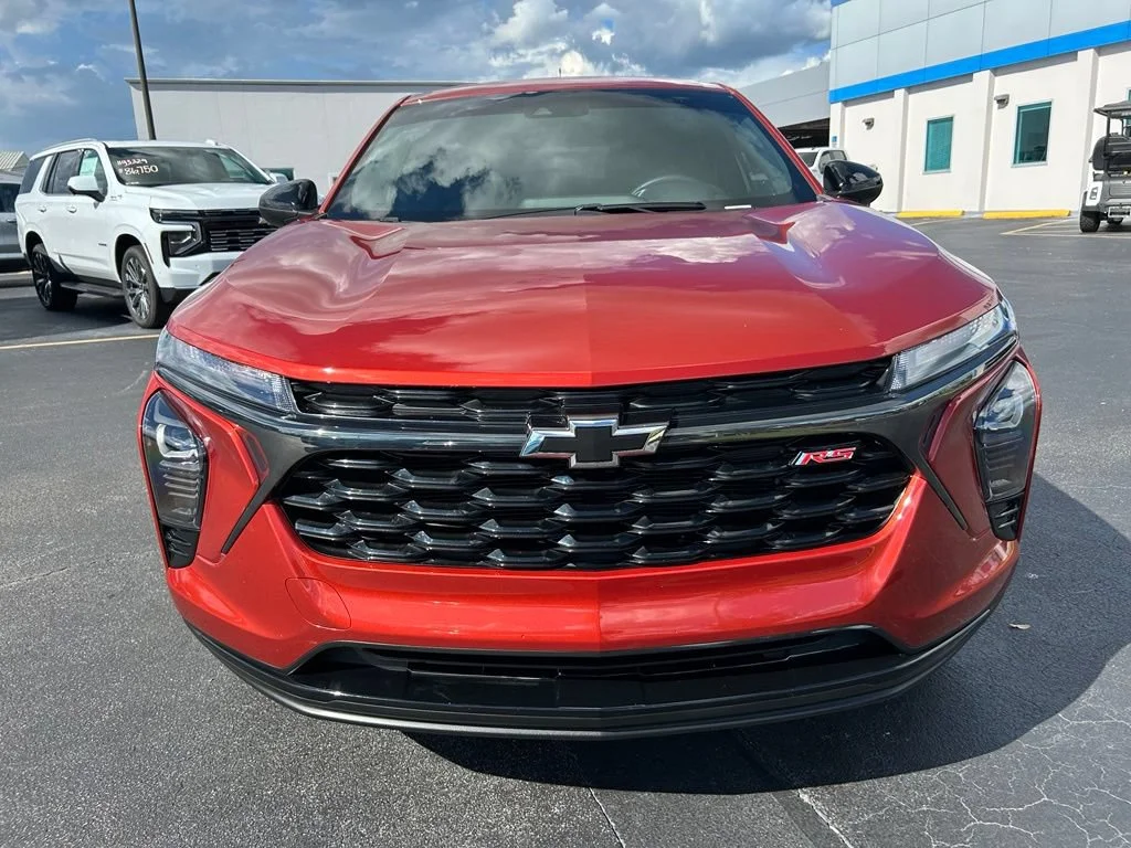 Used 2024 Cayenne Orange Metallic Chevrolet 1RS image 3