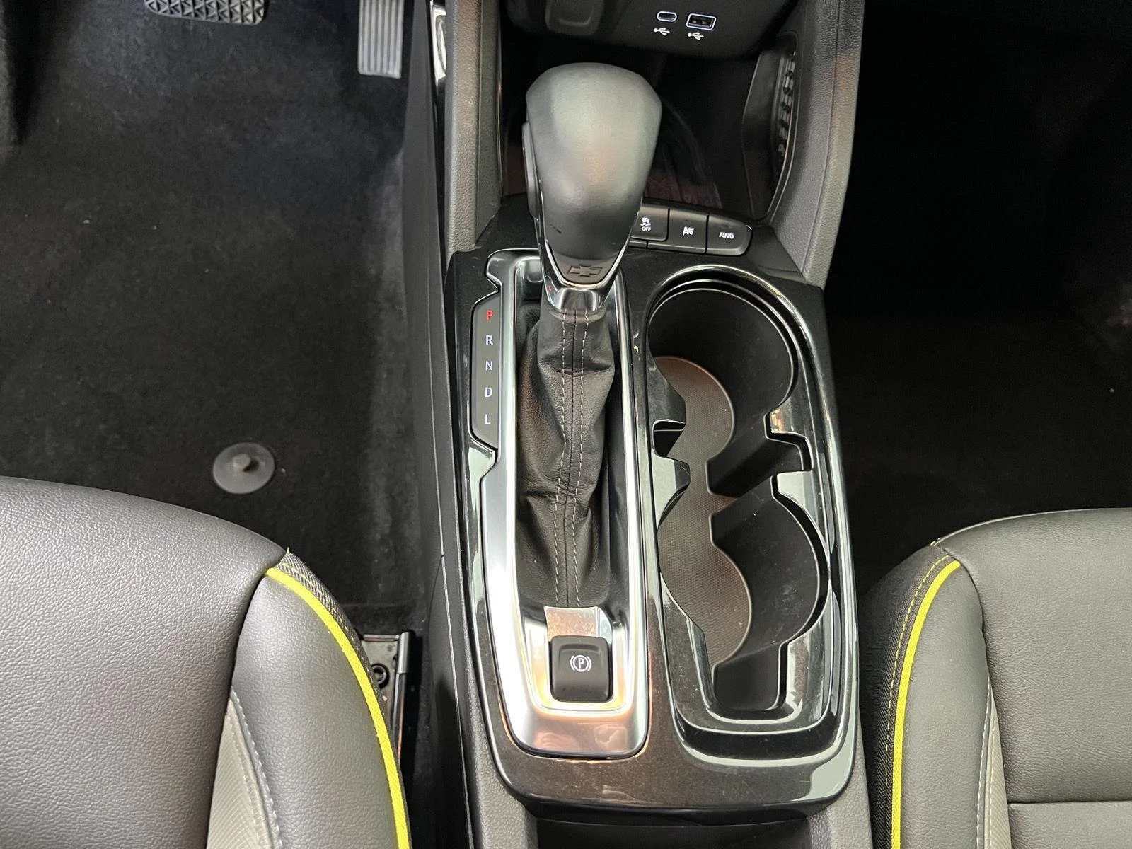 Used 2025 Sterling Gray Metallic Chevrolet ACTIV image 23