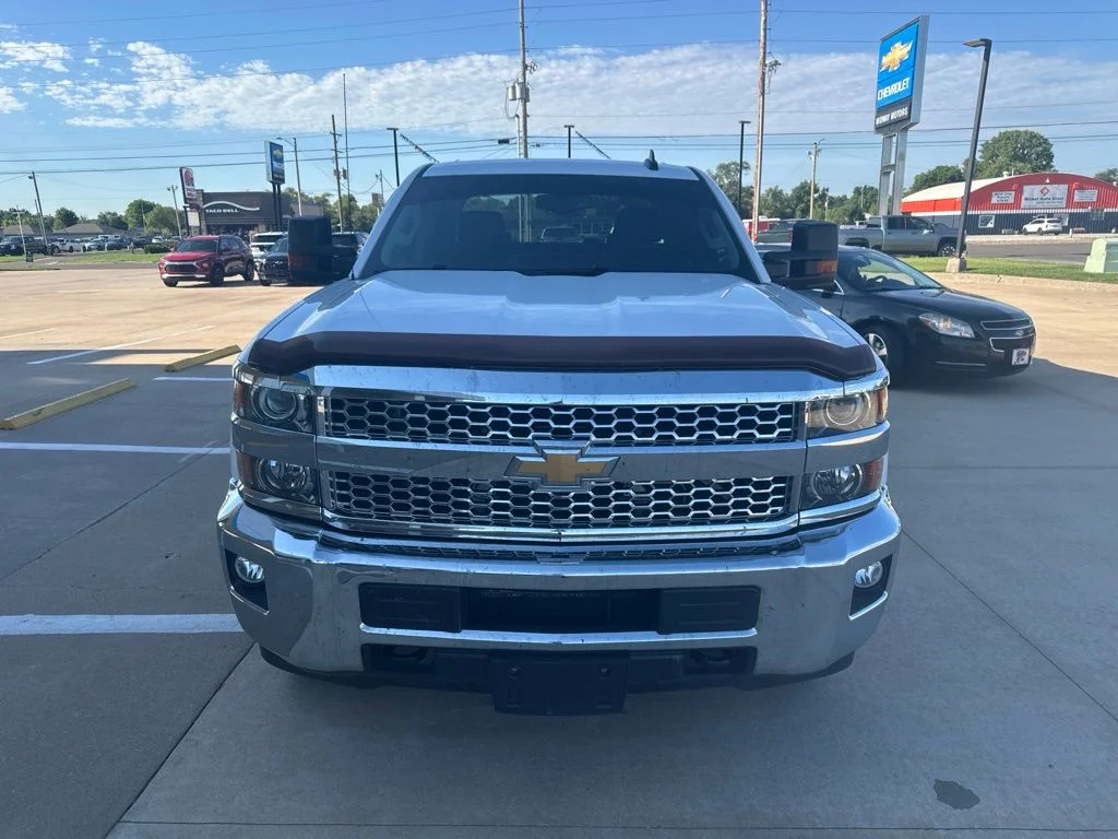 Used 2019 White Chevrolet LT image 26