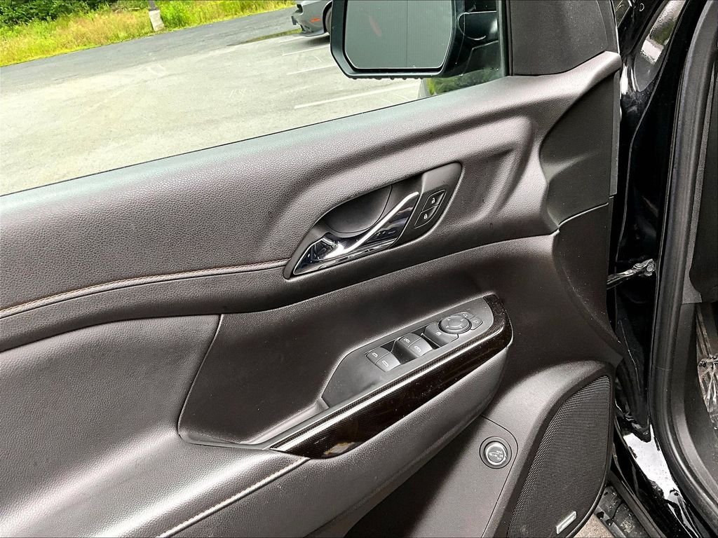 Used 2023 Black GMC AT4 image 9