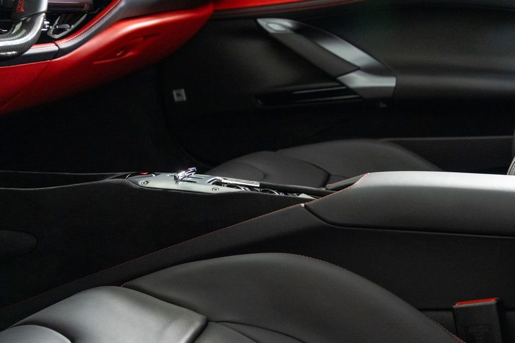 Used 2022 Blue Ferrari  image 6