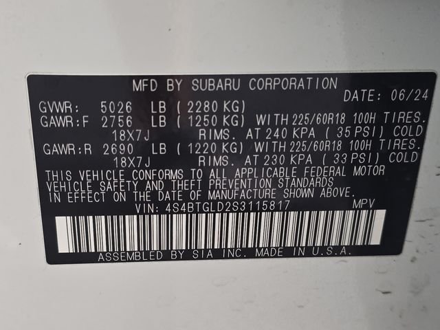 Certified Used 2025 White Subaru Onyx Edition XT image 10