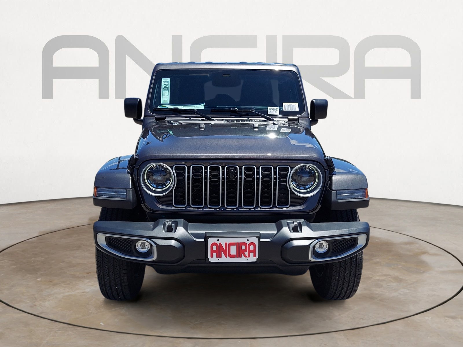 New 2026 Granite Crystal Metallic Clearcoat Jeep Sahara image 5
