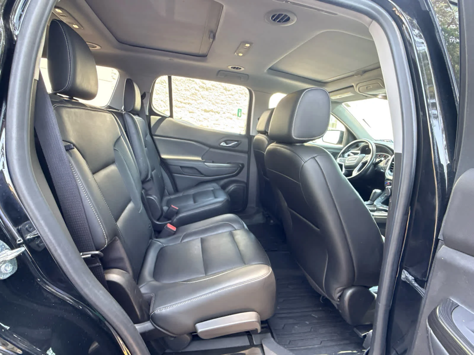 Used 2019 Ebony Twilight Metallic GMC SLT image 5