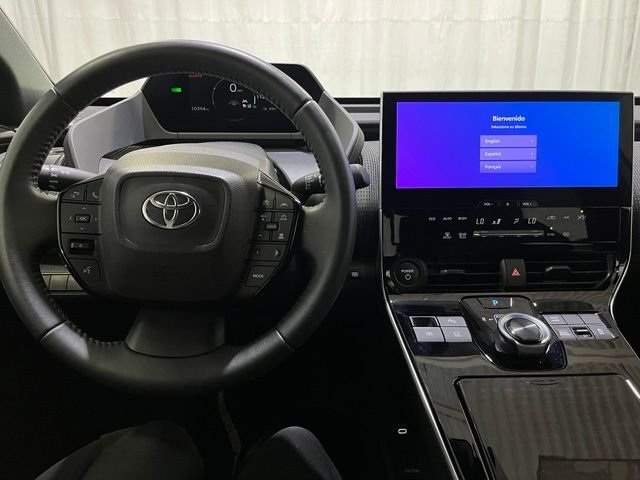 Used 2023 Beige Toyota XLE image 19