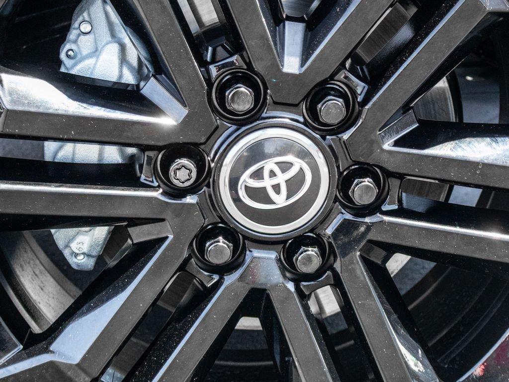 Used 2026  Toyota Platinum image 8