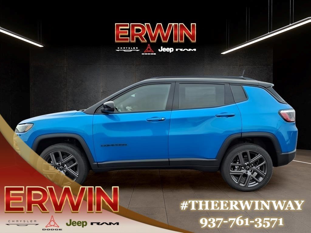 New 2026 Hydro Blue Pearl-Coat Exterior Paint Jeep Limited image 4