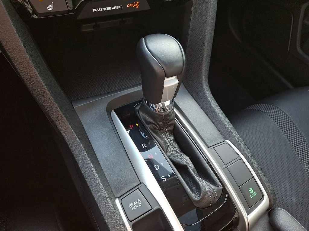 2021 Honda Civic Touring - Photo 15