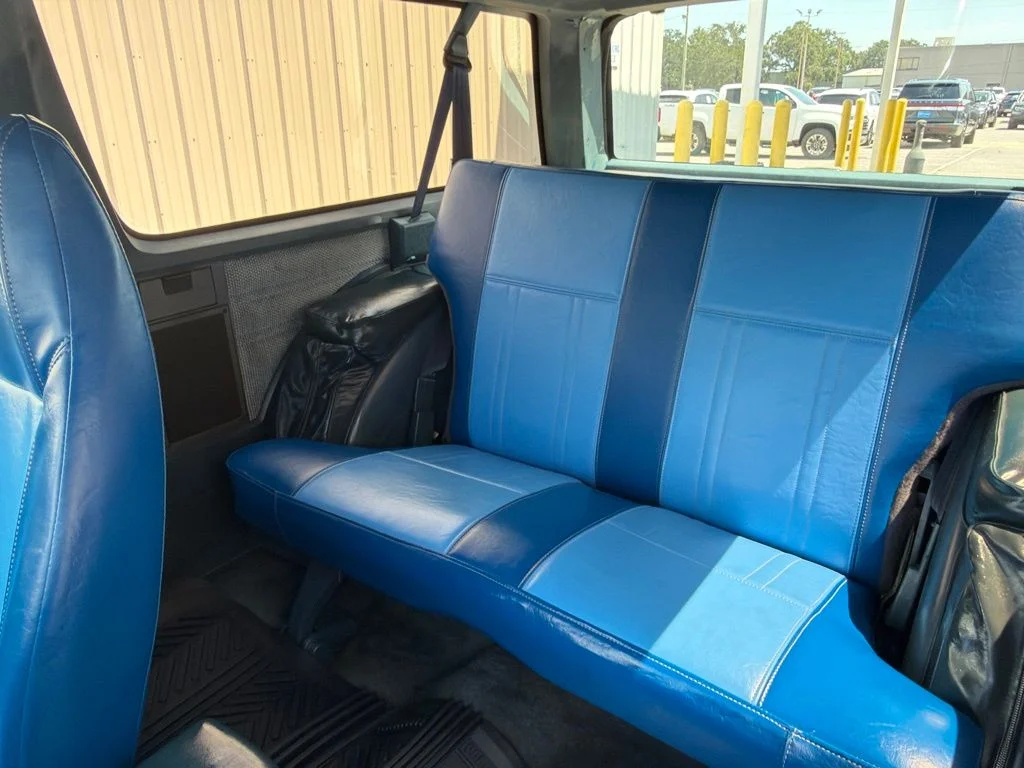 Used 1989 Blue GMC Base image 19