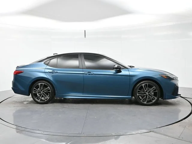 Used 2025 Ocean Gem/midnight Black Metallic Toyota LE image 8