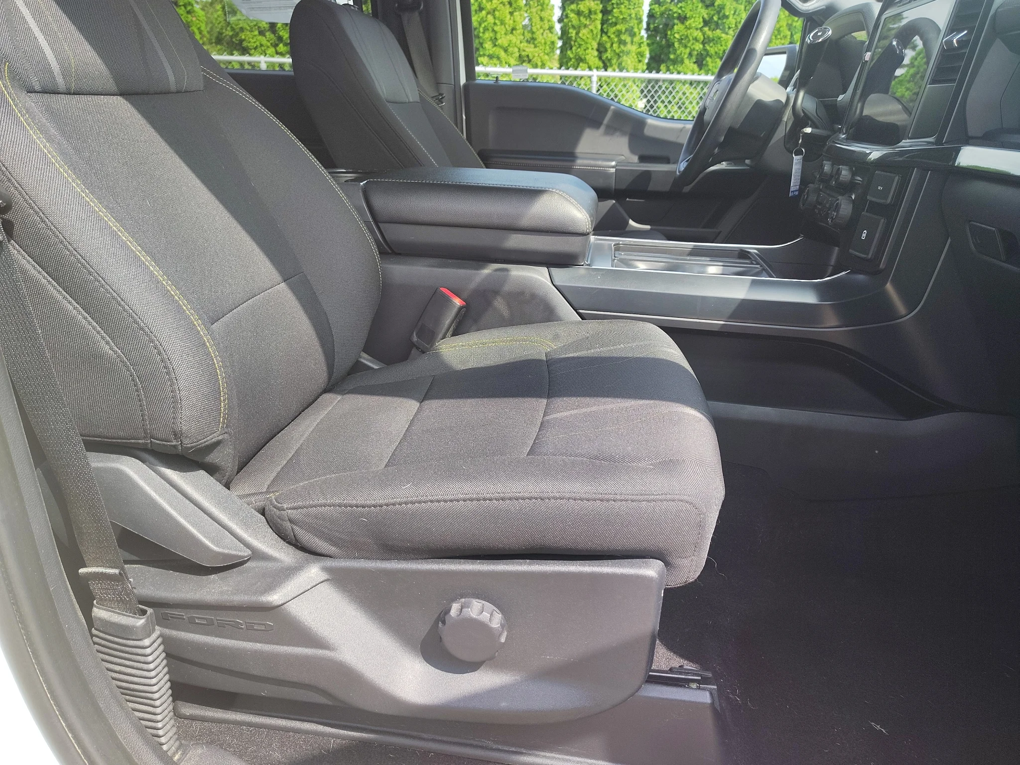 Used 2024 Oxford White Ford STX image 14