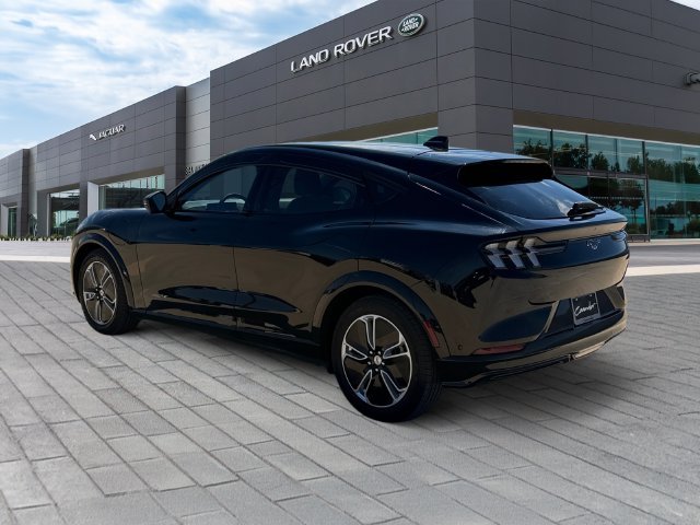Used 2023 Black Ford Premium image 3