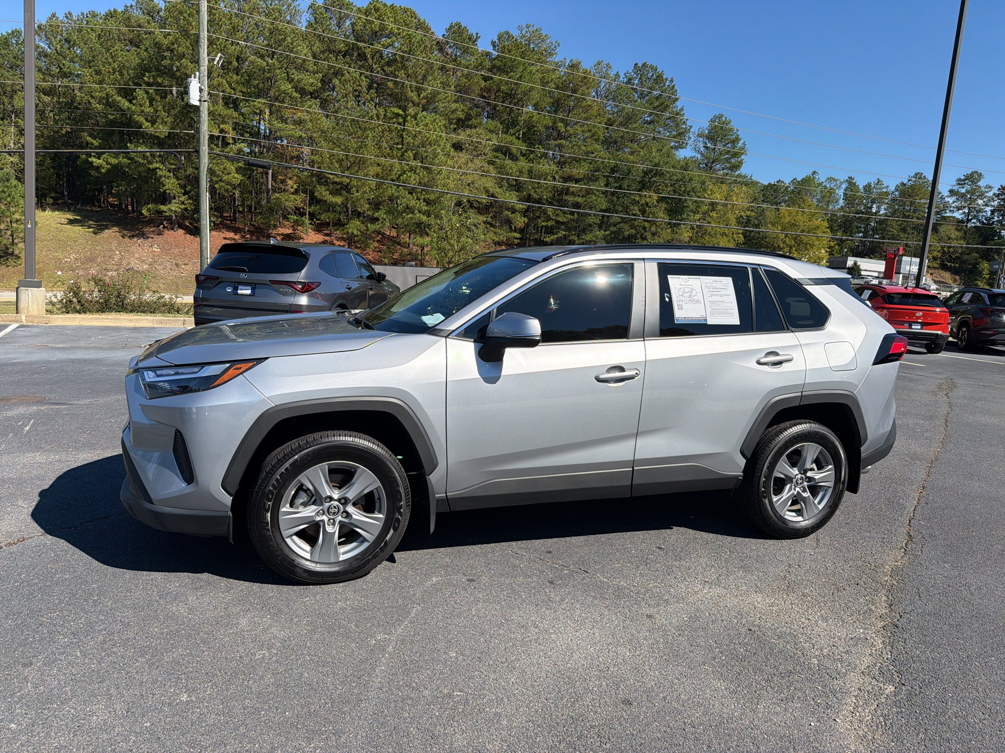 Used 2025 Silver Sky Metallic Toyota XLE image 3