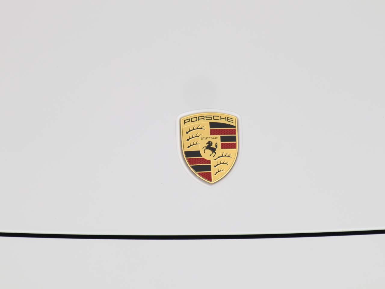 Used 2025 White Porsche 4 image 25
