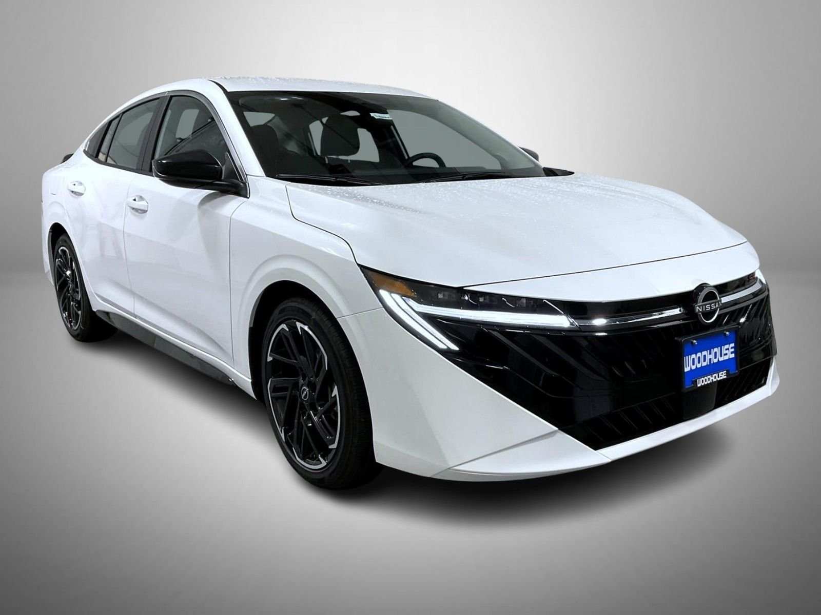 New 2026 White Nissan SR image 3