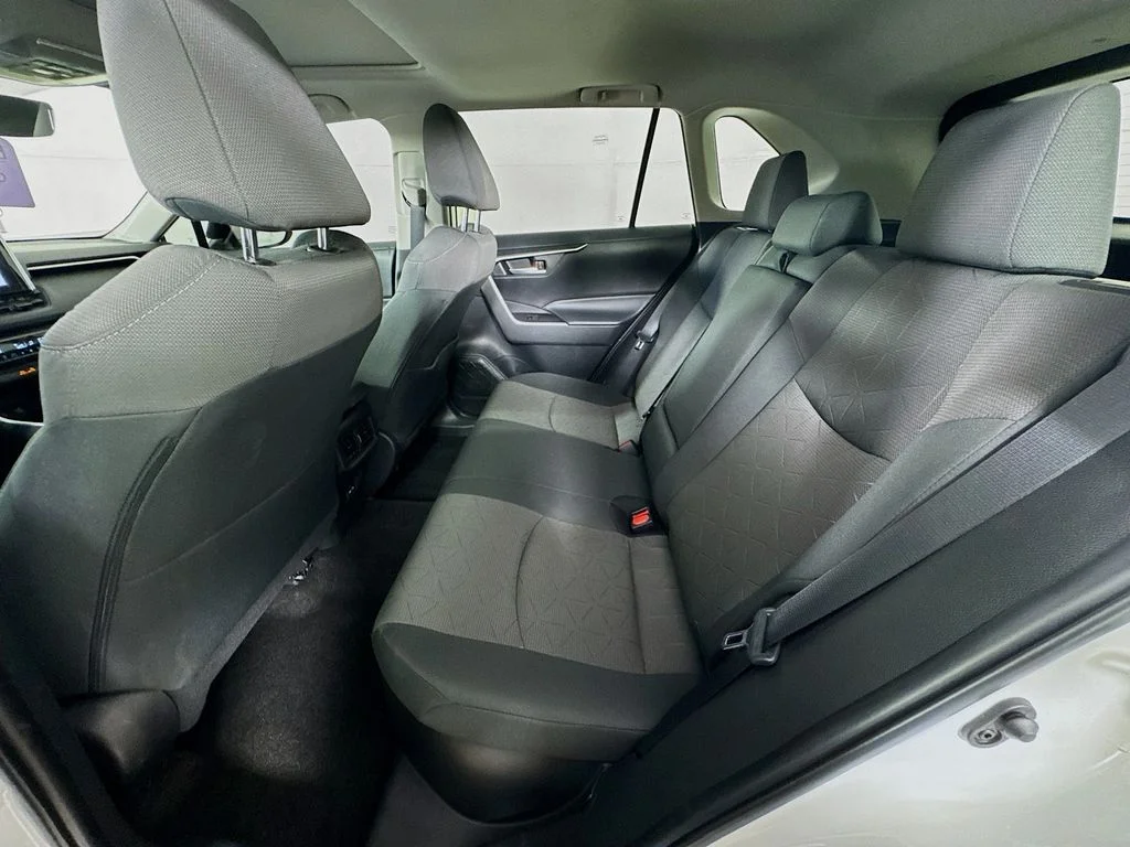 Used 2023 White Toyota XLE image 28