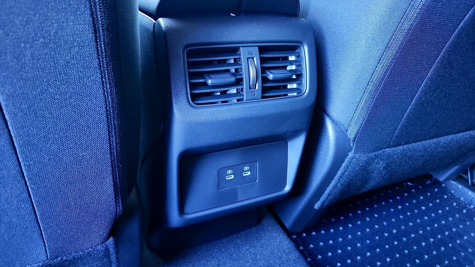 2026 Nissan Rogue SV - Photo 14