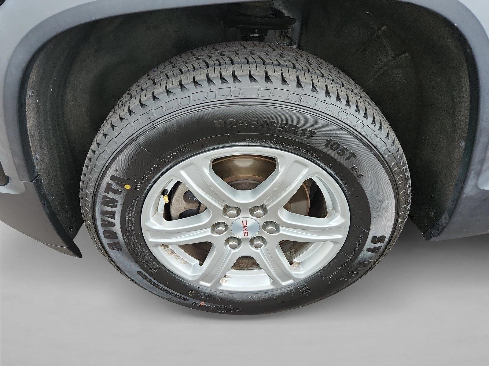 Used 2019 Ebony Twilight Metallic GMC SLE image 9
