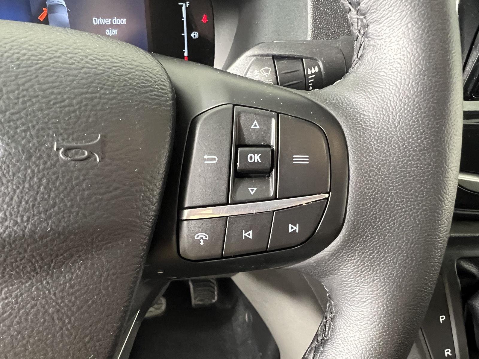 Used 2026 Oxford White Ford 350 XLT image 15