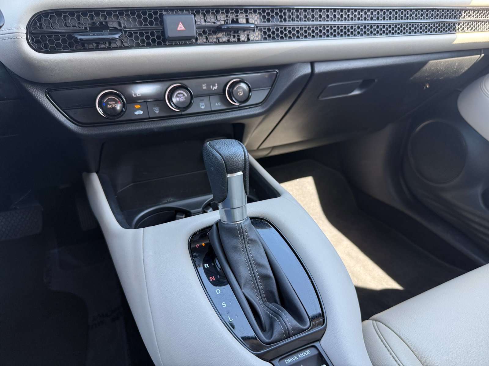 2024 Honda HR-V LX - Photo 13