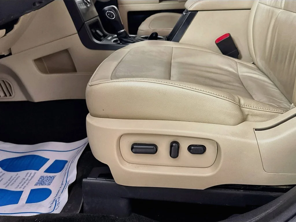 Used 2018 Burgundy Ford SEL image 25