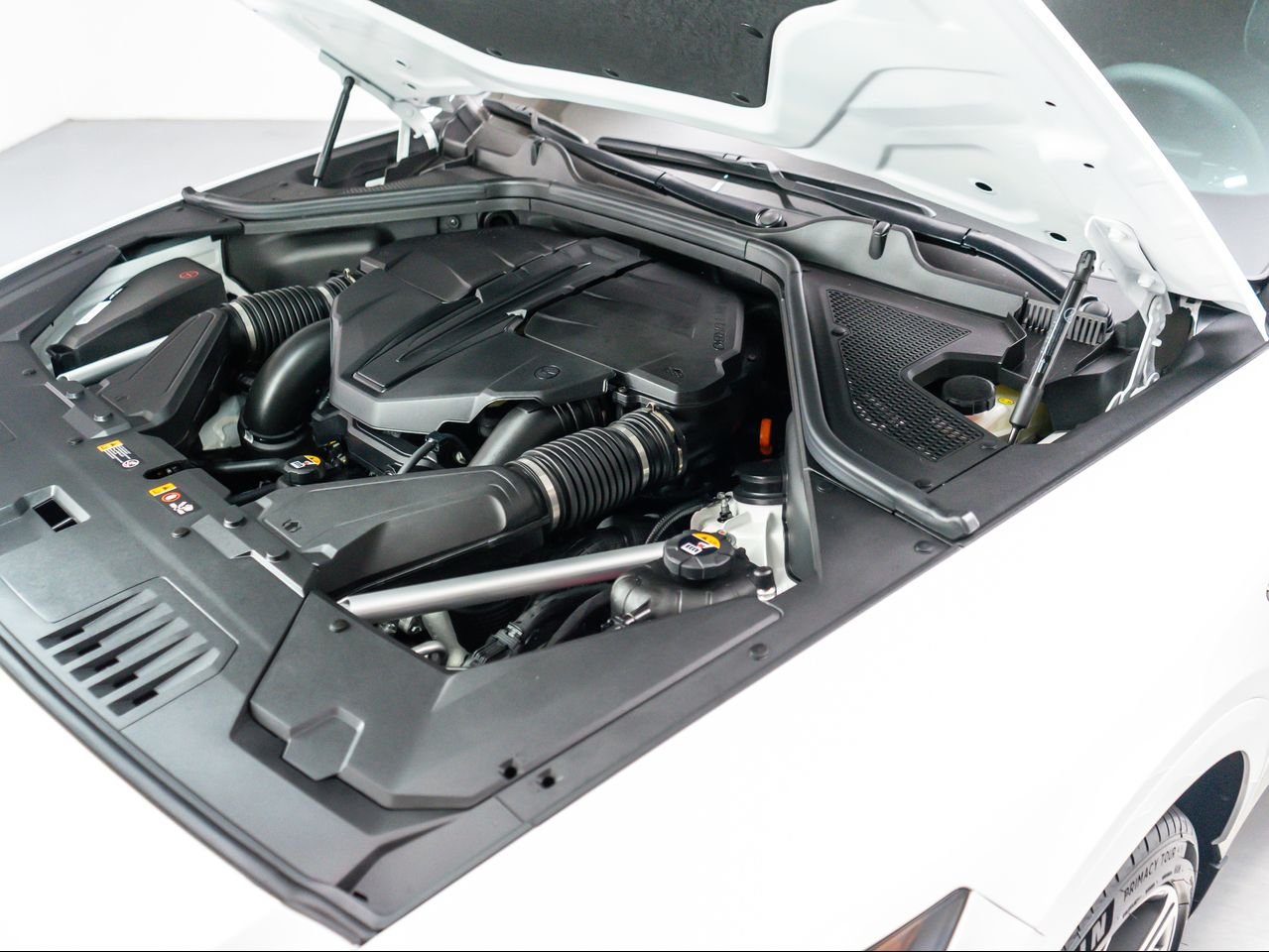 New 2026 Alta White Genesis 3.5T E-SC MHEV image 11